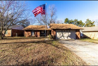 Building Photo - Well maintained 3 bedroom 2 bath home in Noble for rent
