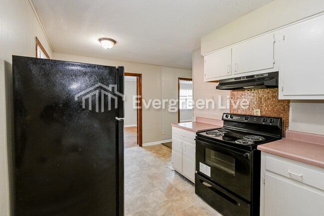 Building Photo - 4261 Riche Rd