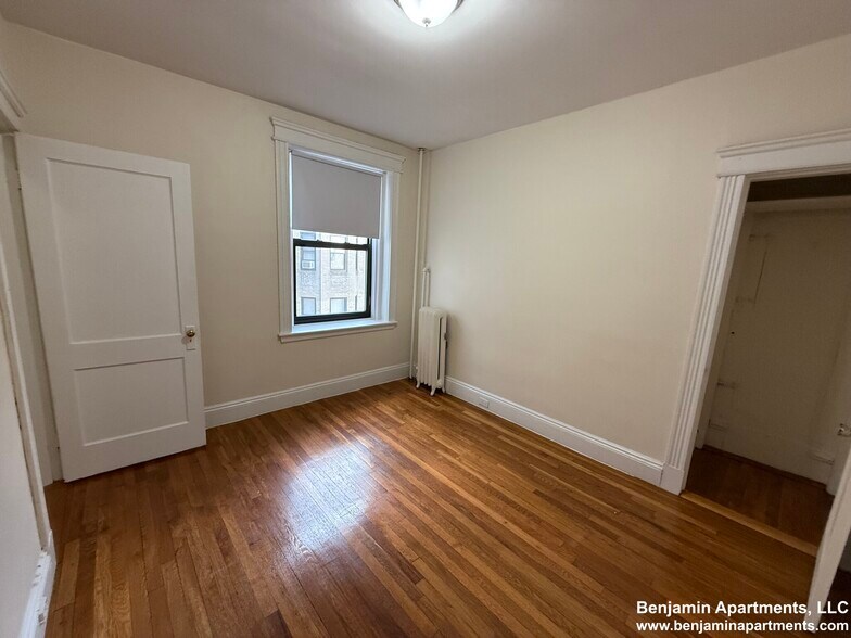 Building Photo - 1161 Commonwealth Ave