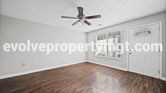 Building Photo - 3712 Firethorne Dr