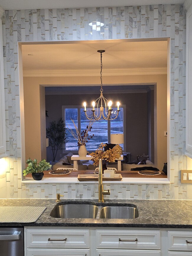 Building Photo - 117 St Charles Ct