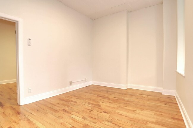 Building Photo - 232 Garden St