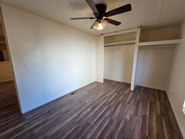 Building Photo - 104 Clark St