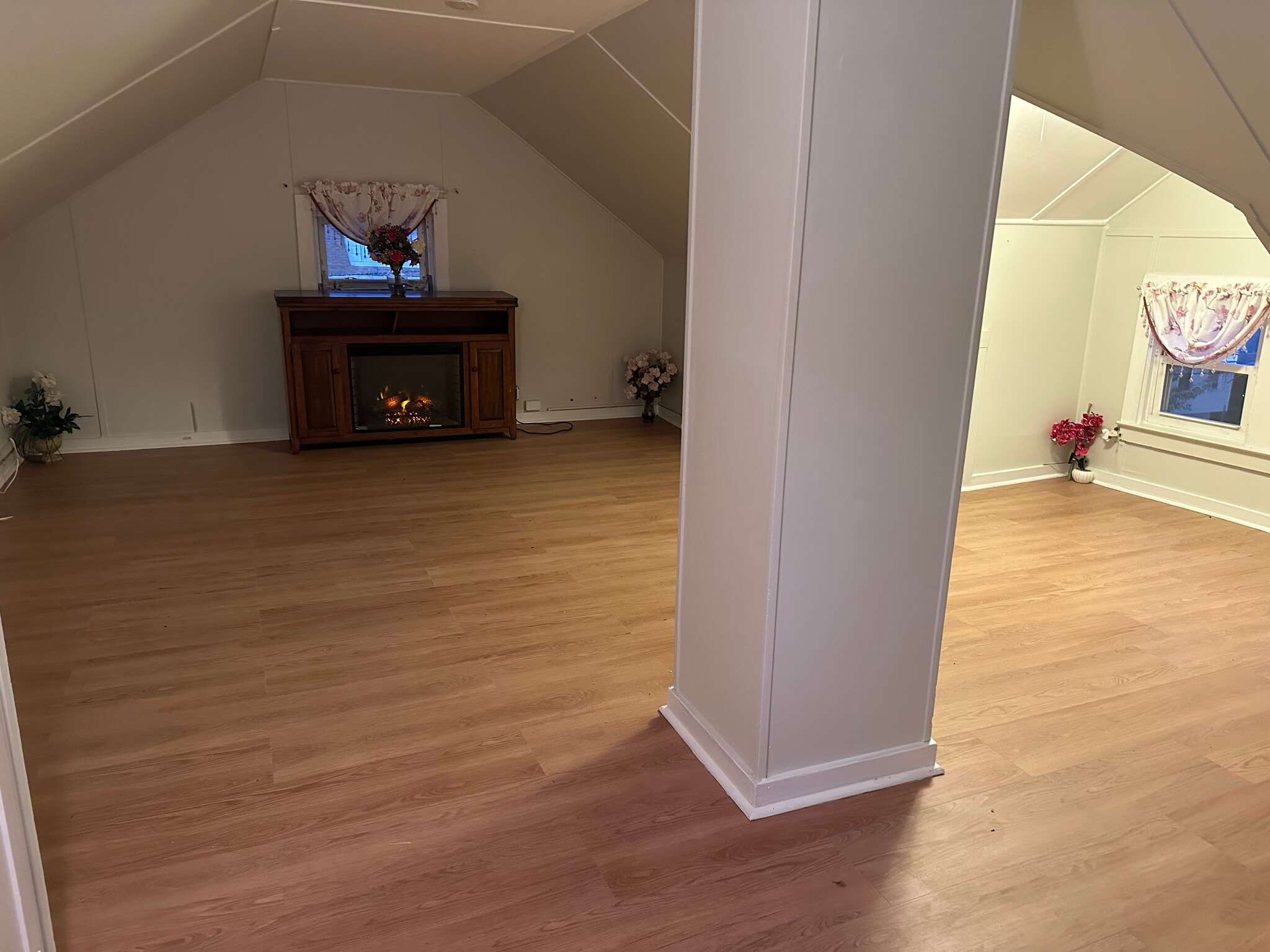 Building Photo - 269 N 1st Ave