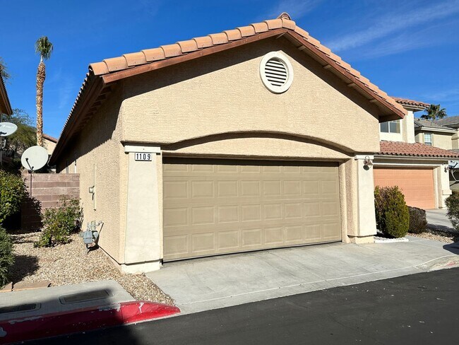 Primary Photo - SANTA BARBARA AT SUMMERLIN