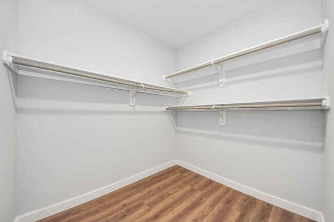 Building Photo - 6617 Bacher St