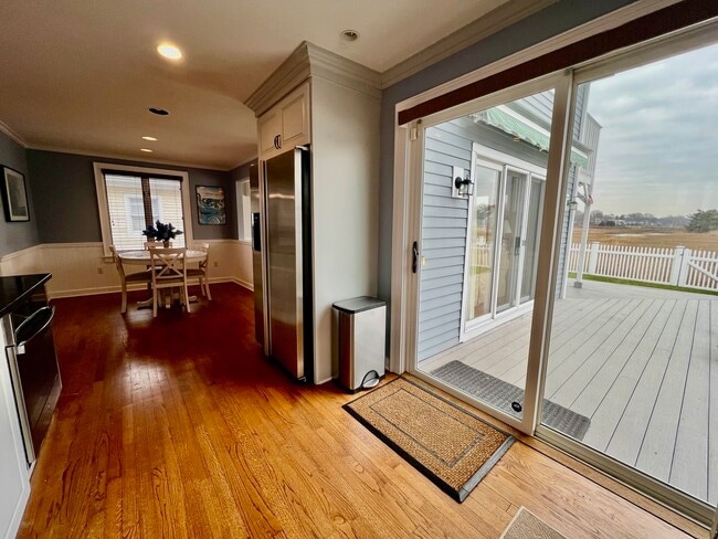 Building Photo - 23 Linden Ln