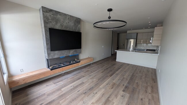 Building Photo - Rhine House Lofts