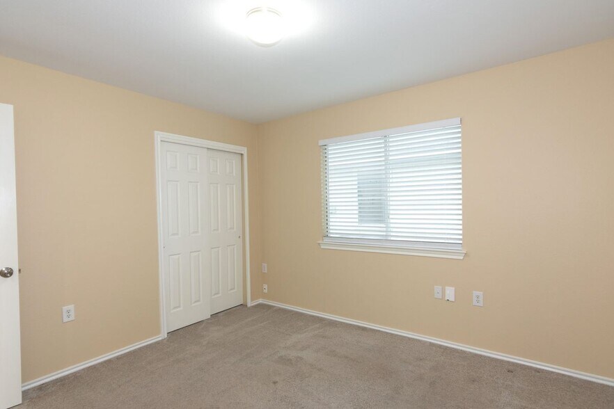 Building Photo - 7612 Cayenne Ln