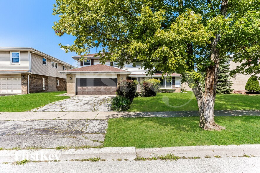 Building Photo - 15906 Avalon Ave