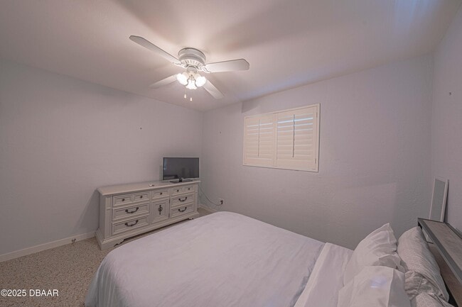 Building Photo - 3948 Cardinal Blvd