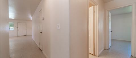 Building Photo - 730 Pine Ave