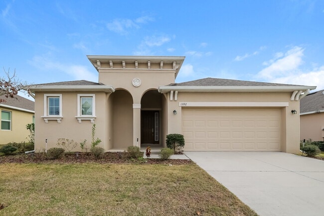 Building Photo - 1392 Merion Dr