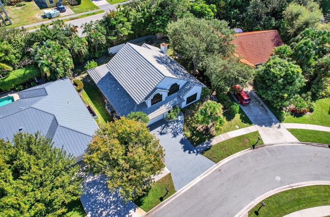 Building Photo - 2606 Monaco Terrace