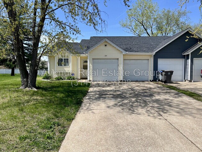 Building Photo - 1131 Whitegate Ct