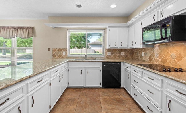 Building Photo - 3515 Coltwood Dr