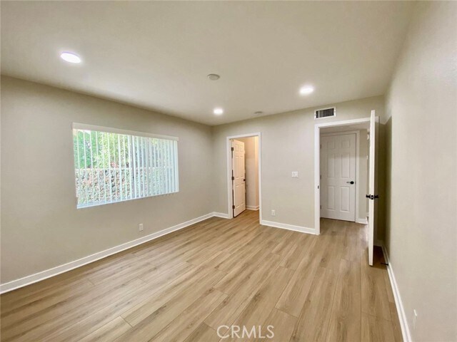 Building Photo - 9156 Burke St