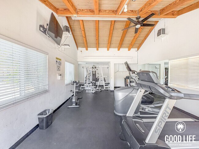 Building Photo - SD: Beautiful 1BD/1BA Condo in San Marcos with Community Pool, Private Balcony & Reserved Parking