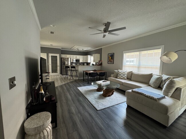 Building Photo - 1376 NW 120th Way