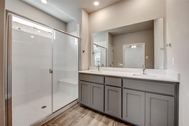 Building Photo - 14600 Caelum Dr