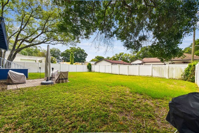 Building Photo - Riverside Heights Historic Bungalow!