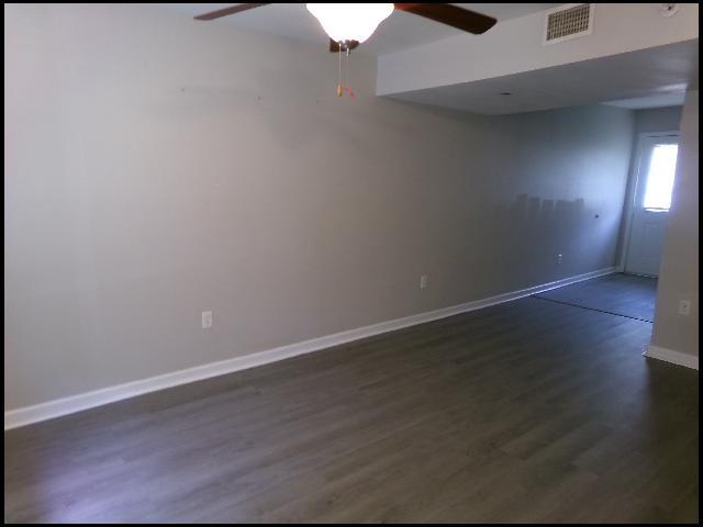 Building Photo - 101 Ellis Dr