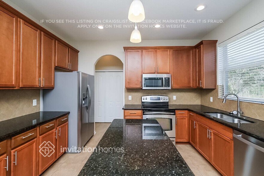 Building Photo - 4053 Huntingdale Ct