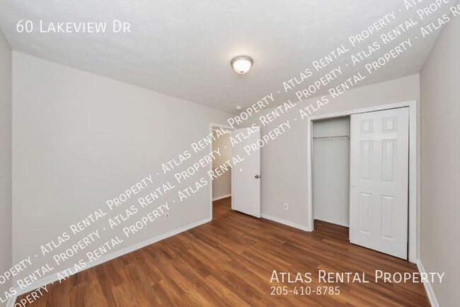 Building Photo - 60 Lakeview Dr