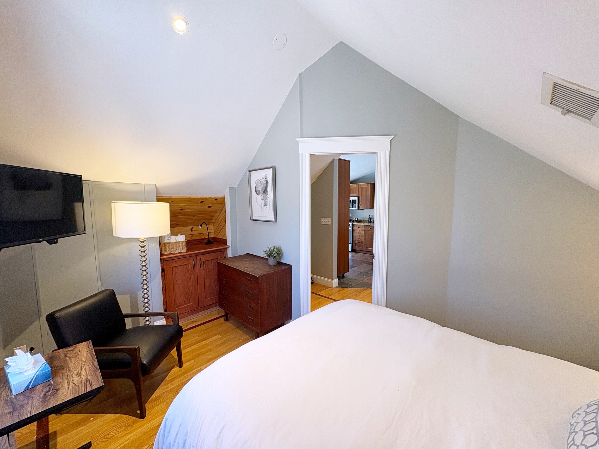 Building Photo - 247 Savin Hill Ave