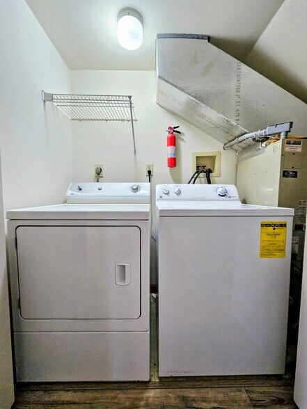 Building Photo - 66 Muddy Creek Church Rd