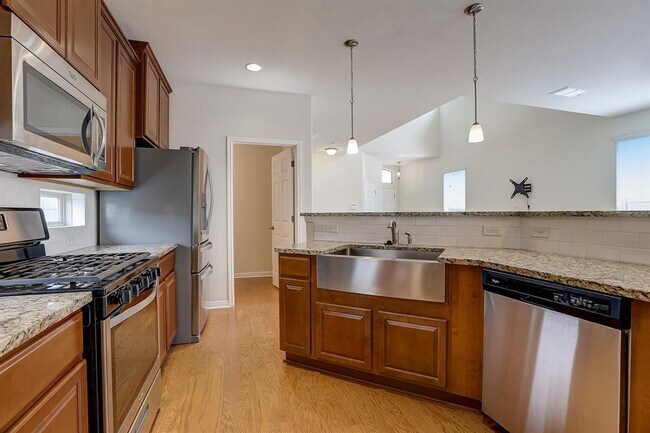 Building Photo - 908 Firebranch Trail
