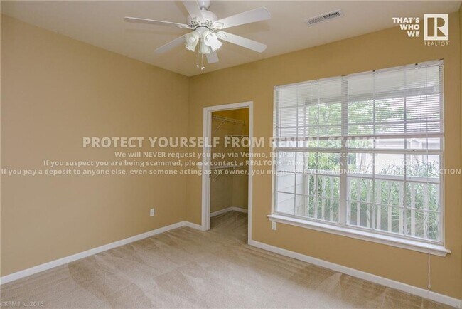 Building Photo - 4261 NE Meadow Creek Cir