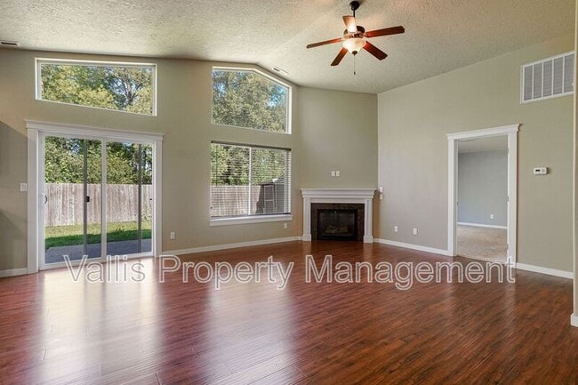 Building Photo - 2387 Equestrian Loop S