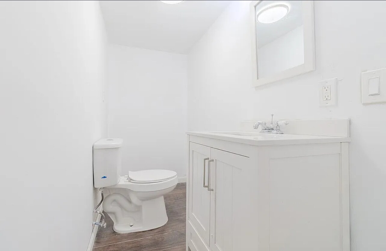 Building Photo - 7583 Tyler Rd