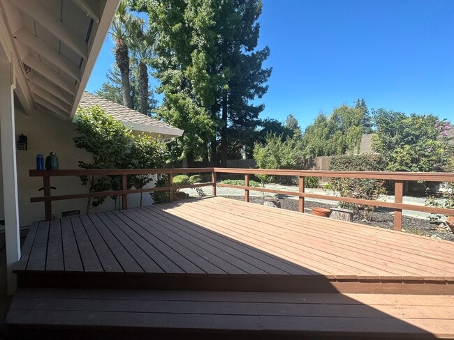 Building Photo - 2601 Bardolino Ln