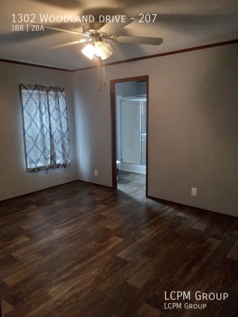 Building Photo - Top Of The Line Manufactured Home for Rent!!