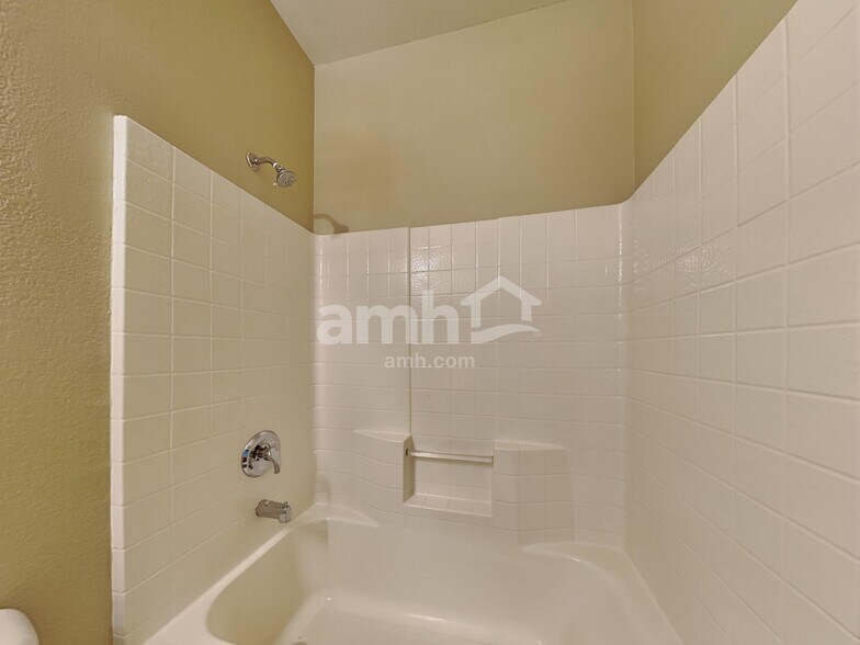 Building Photo - 4005 China Cloud Dr