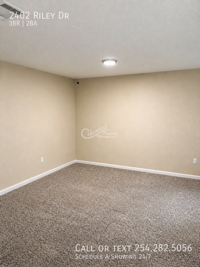 Building Photo - 2402 Riley Dr