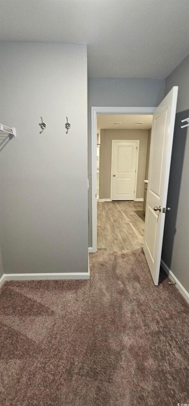 Building Photo - 621 Talisman Trail