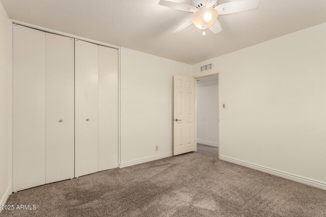 Building Photo - 8730 E Terrace Dr