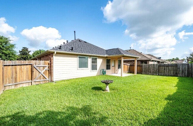 Building Photo - 4606 Pin Oak Creek Ln
