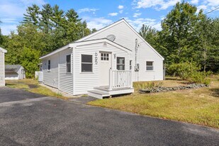 Building Photo - 665 S Waterboro Rd