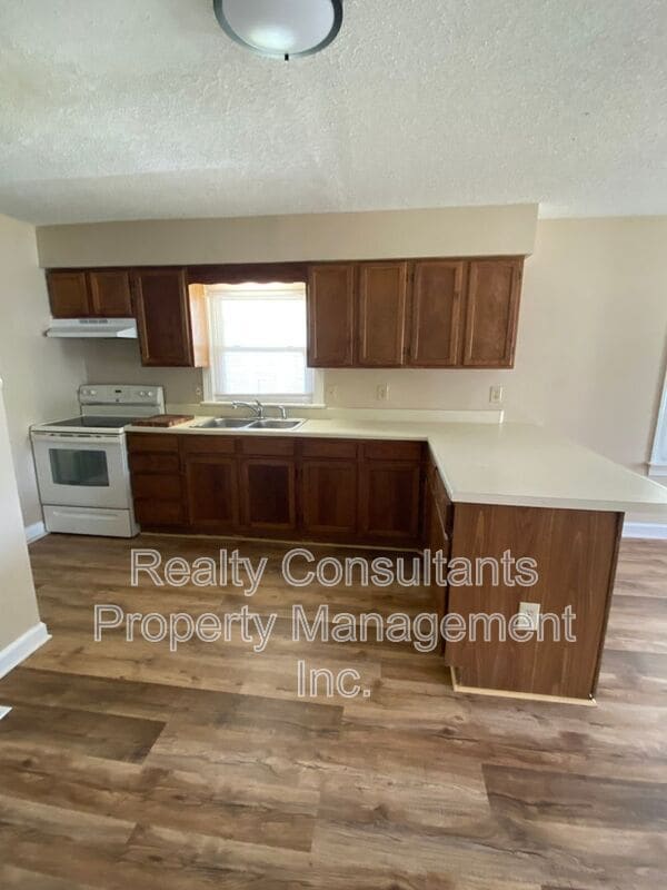 Building Photo - 1408 Woodmere Dr