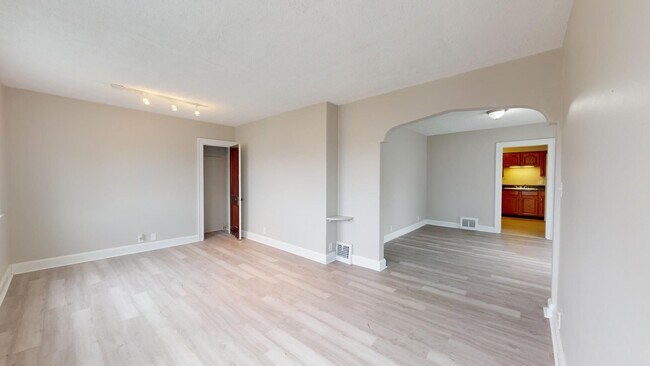 Building Photo - 7401 Jameson Rd