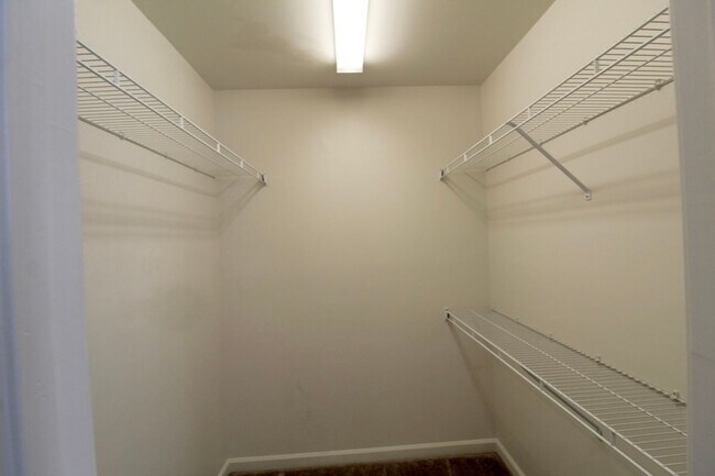 Building Photo - 1326 Devon Ln