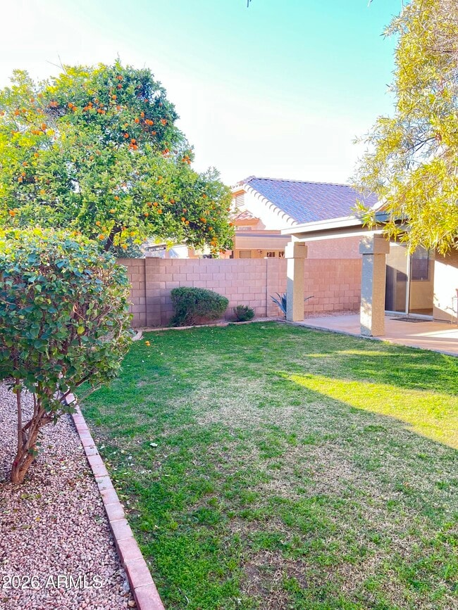 Building Photo - 1857 E McNair Dr