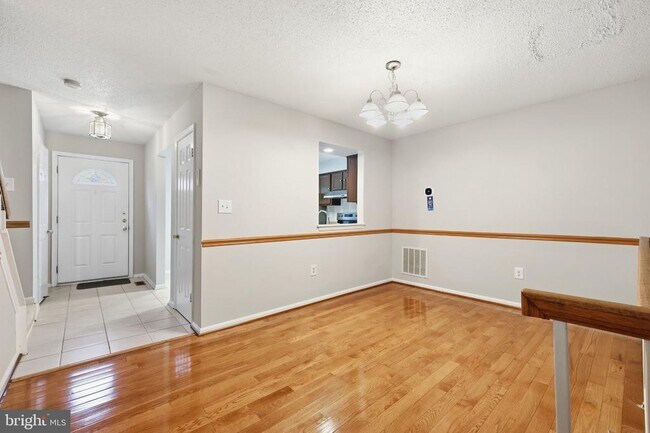 Building Photo - 4000 Sparrow House Ln