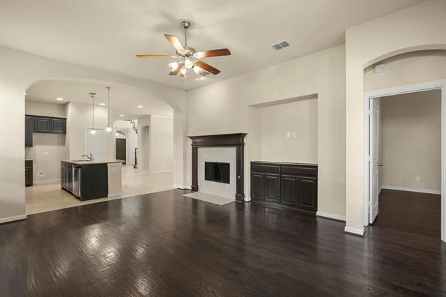 Building Photo - 424 Chester Dr