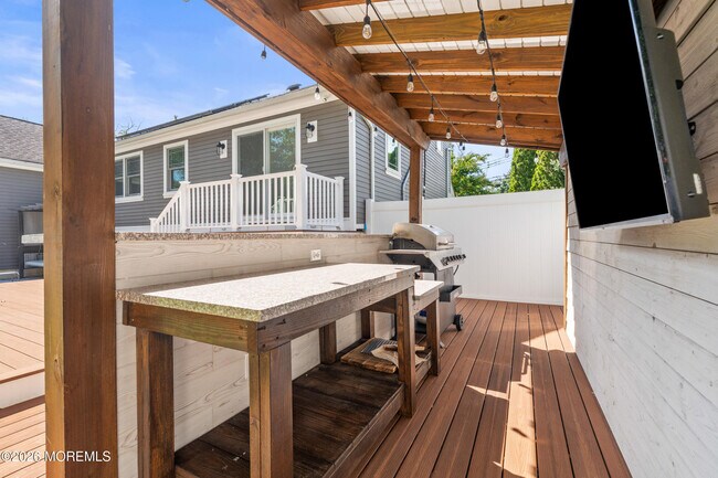 Building Photo - 27 Branch Rd