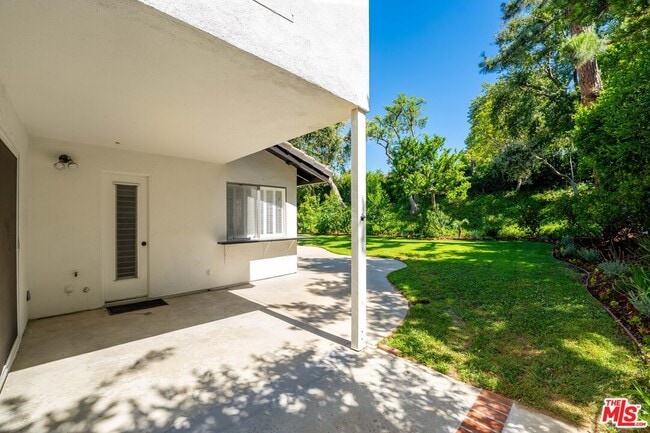 Building Photo - 22619 Town Crier Rd